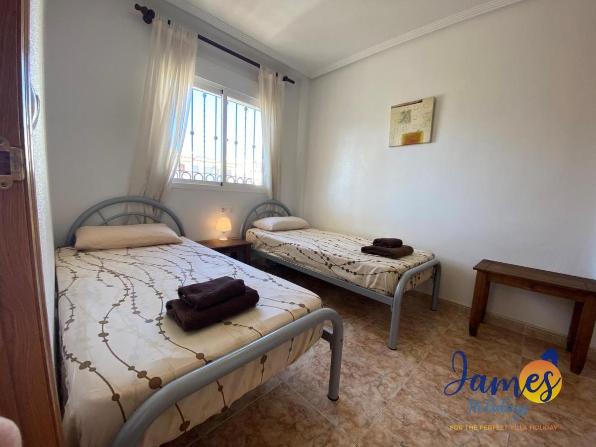 La Cinuelica, R3 1St Floor Apartment Com Pool L149 또레비에하 외부 사진